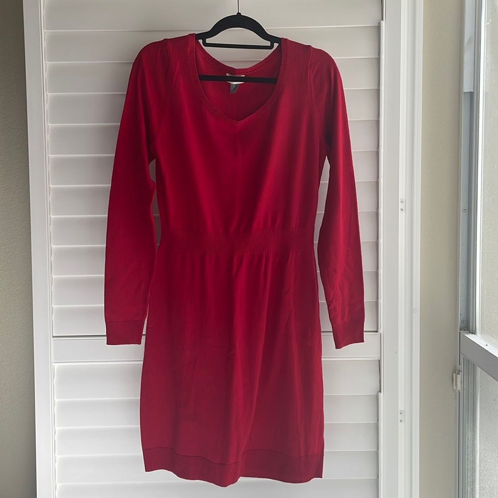 Old Navy Sweater Dress in Red - New w/o Tags, Never Worn, Size L